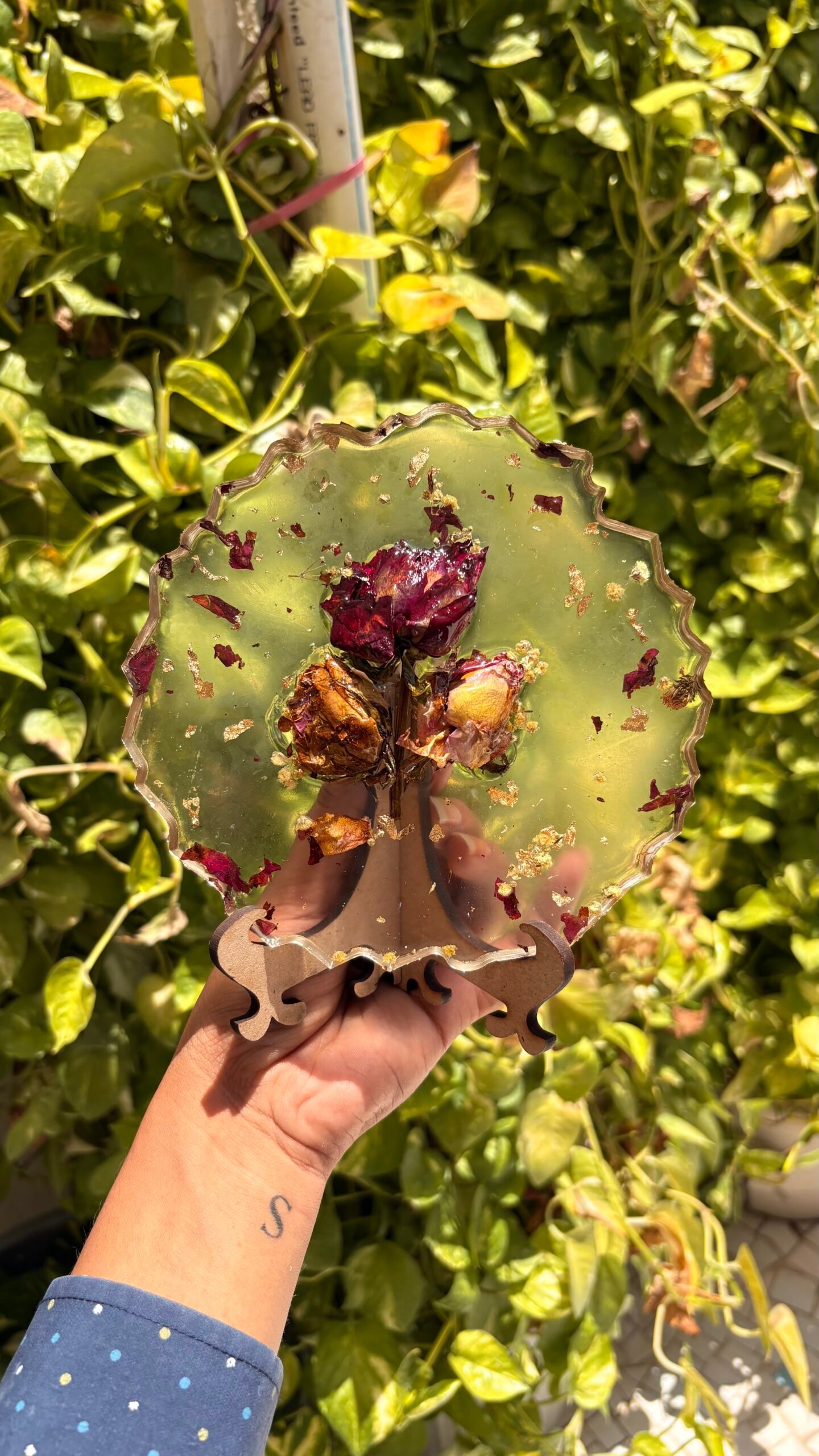 Resin Rose Preservation Frame - Image 2